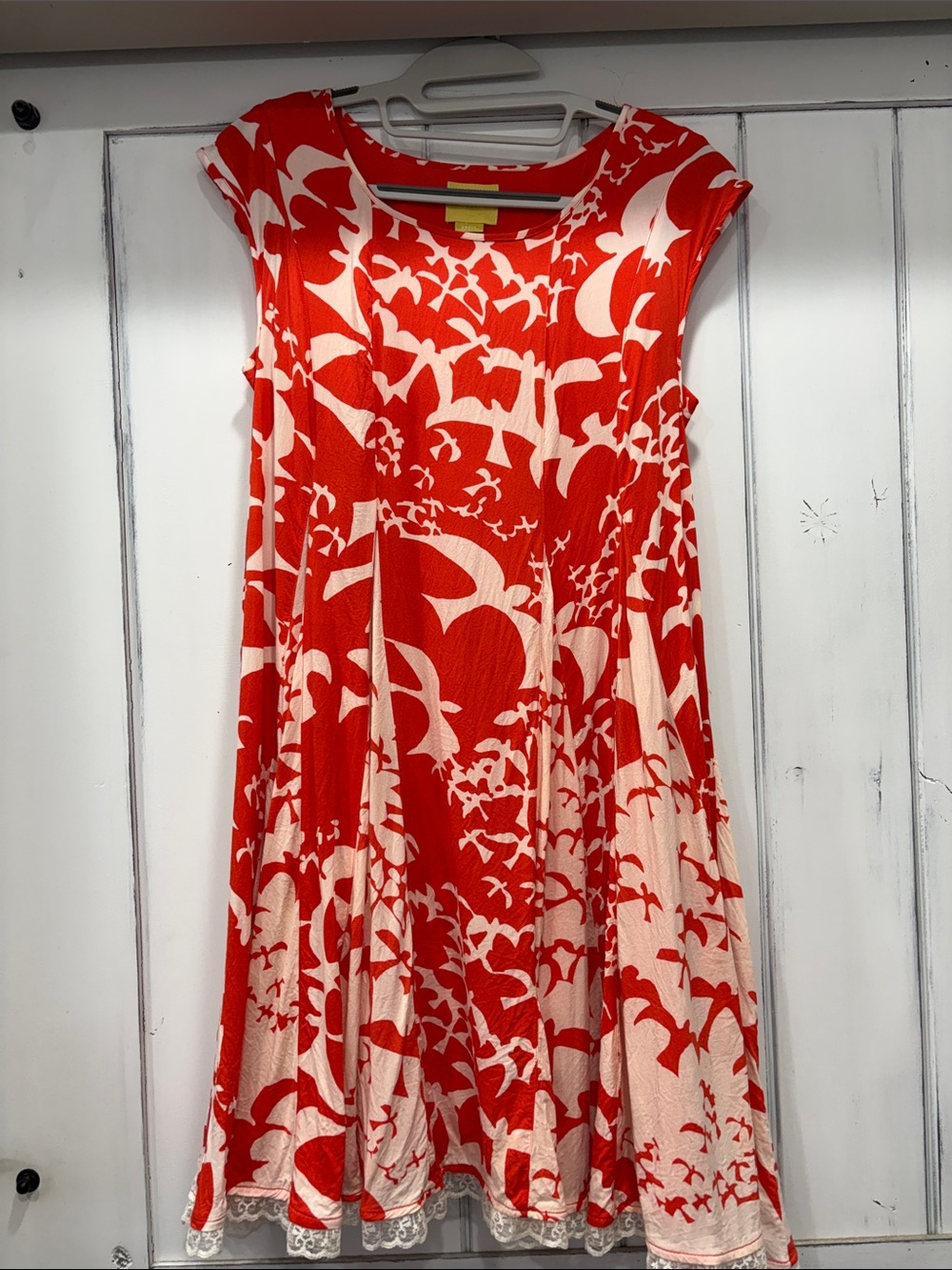 Sleeveless Red and Cream Floral-Print Midi Dress